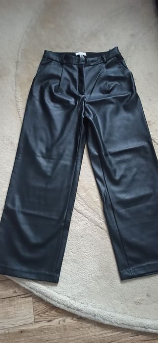 Spodnie damskie skóropodobne H&M
