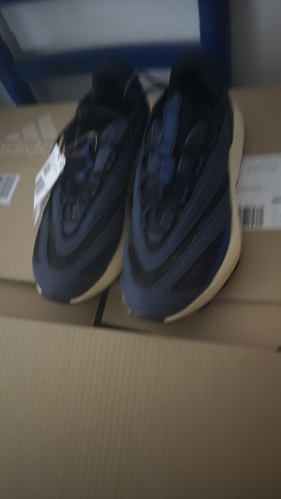 Sapatilhas Adidas lightblaze novas