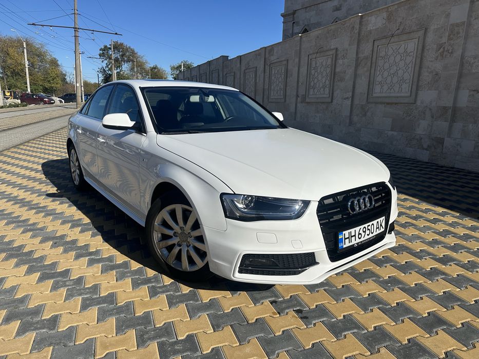 Продам Audi A4 B8, 2014 года