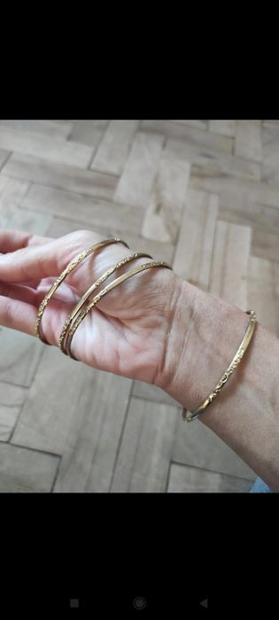 Zestaw 4 jednakowych bransoletek