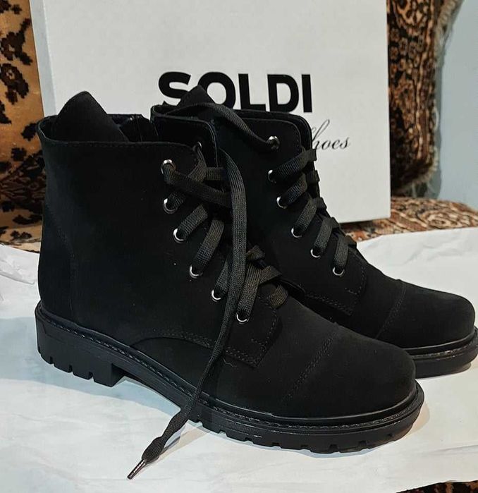 Ботінки жіночі SOLDI