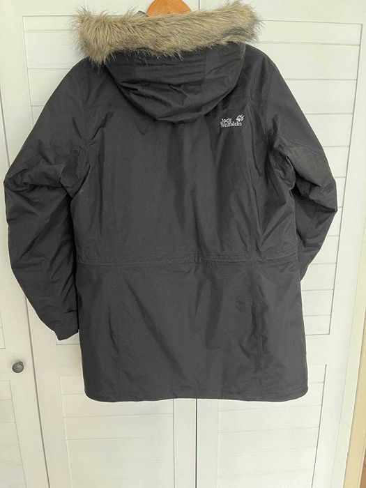 Жіноча куртка Jack Wolfskin - оригінал - практично нова