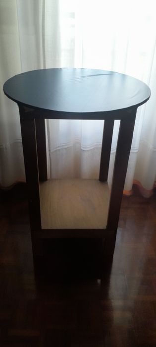 Mesa camilha em madeira