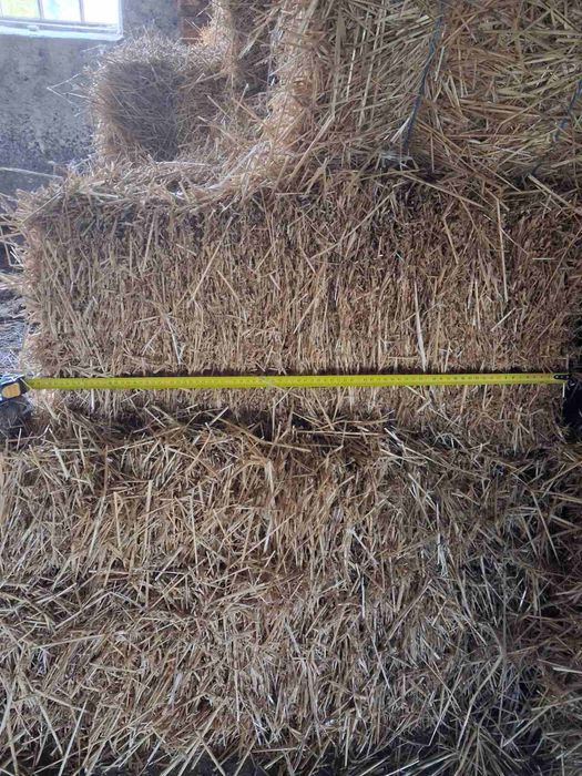 Продам солому в тюках