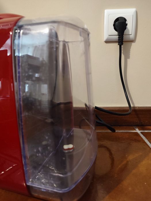 Máquina café Delta Qosmo Red