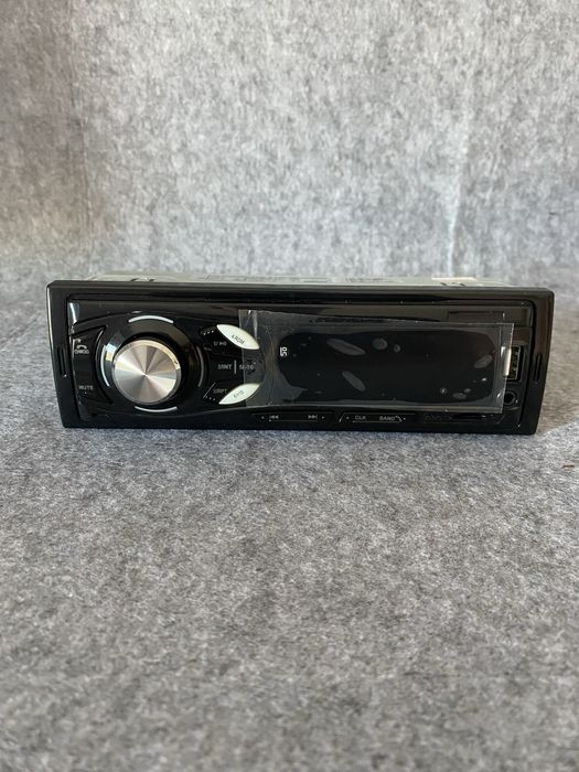 Radio para carro - universal