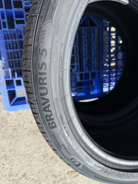 275/35 r20 Barum Bravuris 5 23 год 95% Резина летняя