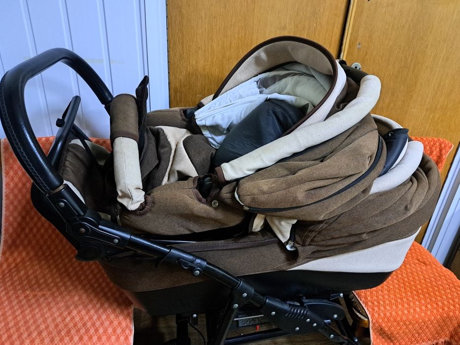 Коляска дитяча .