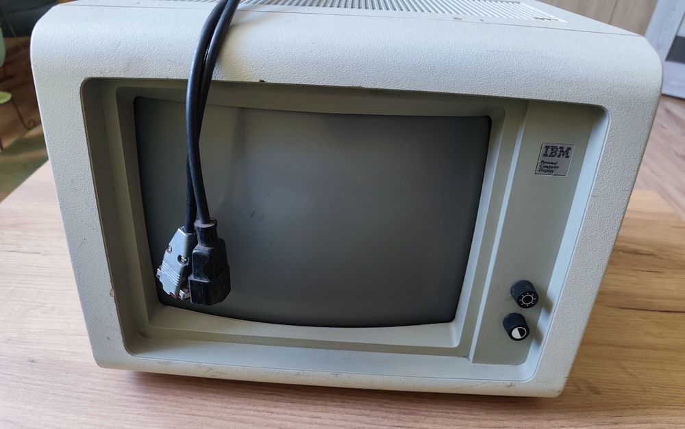 Monitor IBM 5151