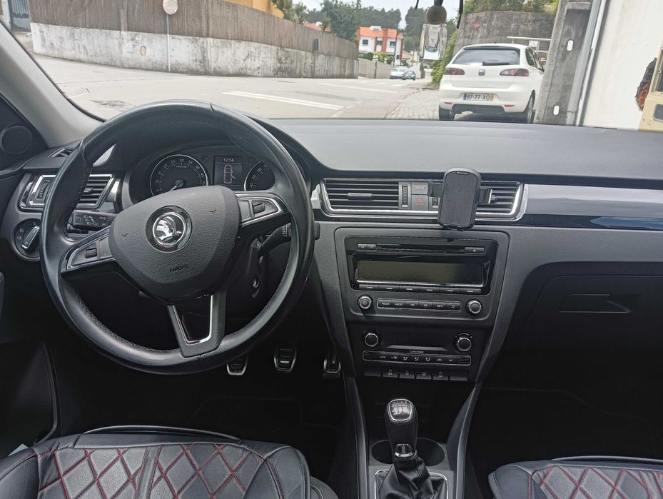 SKODA Rapid Spaceback 1.6 tdi 2015