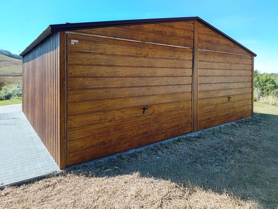 Garaż blaszany dwustanowiskowy 6x5 m brama uchylna - Dach dwuspadowy,
