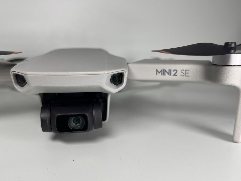 Dron Dji mini 2 se