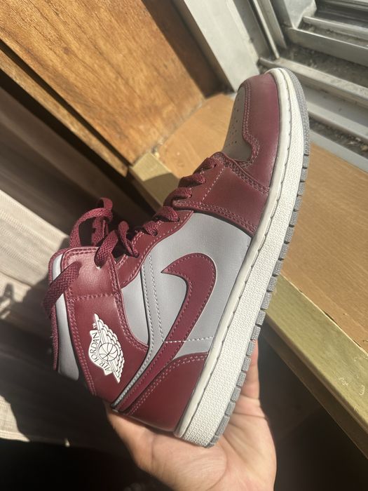 Tenis jordan pouco tempo de uso