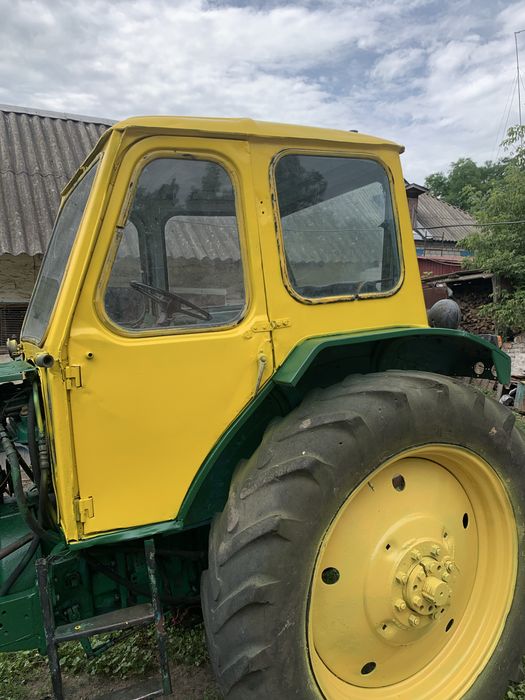Продам тракрот ЮМЗ 6