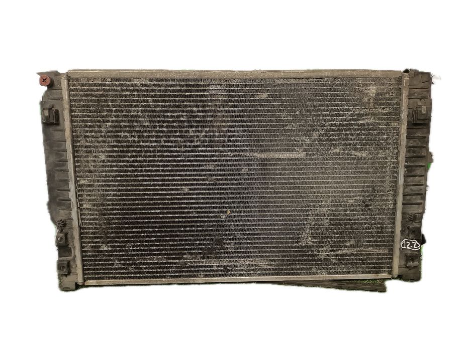 Radiador de água VOLKSWAGEN Passat (3C2)