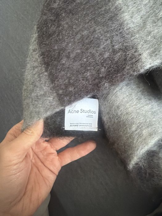 szalik acne stan bdb