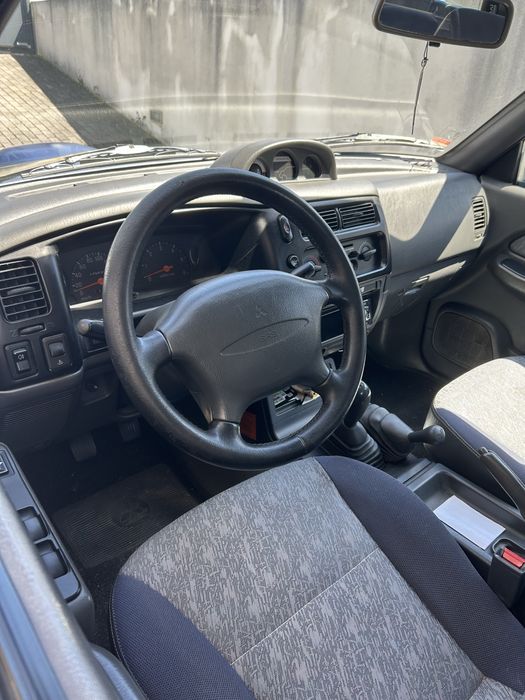 Mitsubishi L200 Strakar 4x4
