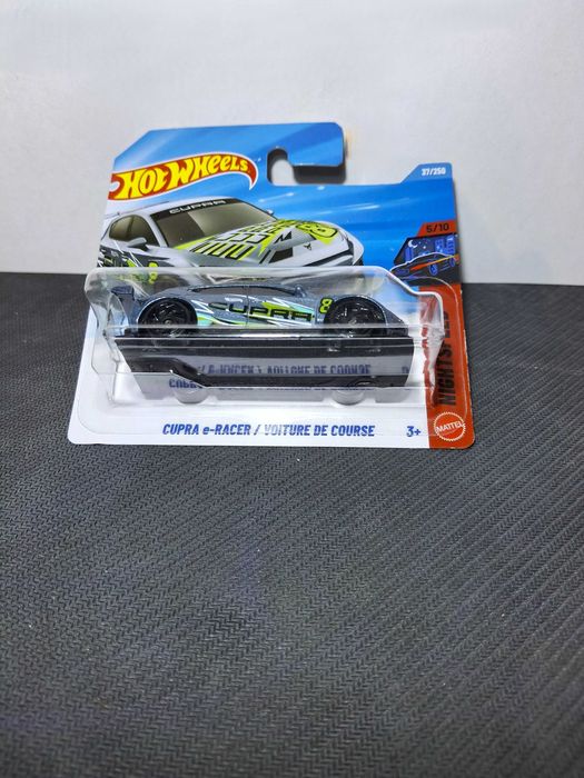 Hot Wheels Cupra e-Racer