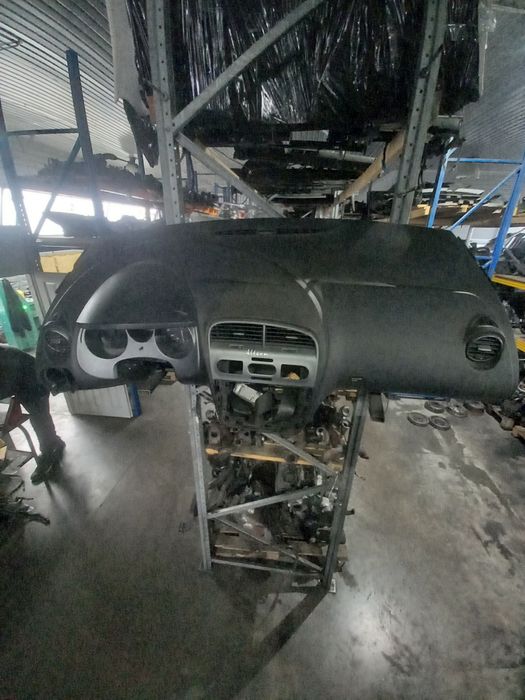 Торпедо панель безпеки Seat Altea (2004-2009)