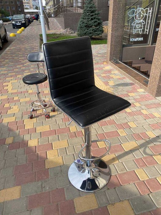 Стул/кресло для бровиста/визажиста (2 шт)