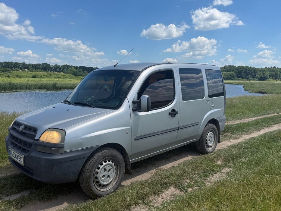 Автомобіль Fiat Doblo