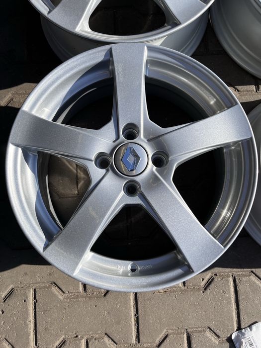 R16 4/100 et45 j6 dia60.1 Dezent made in Germany Renault Dacia Рено Да