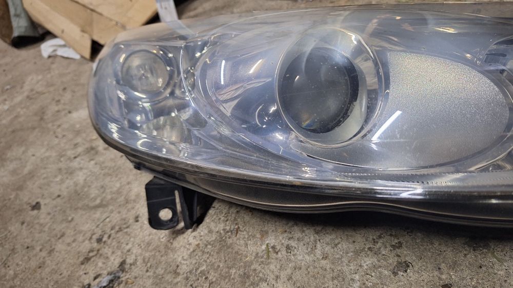 Lampa prawy przód Peugeot 407