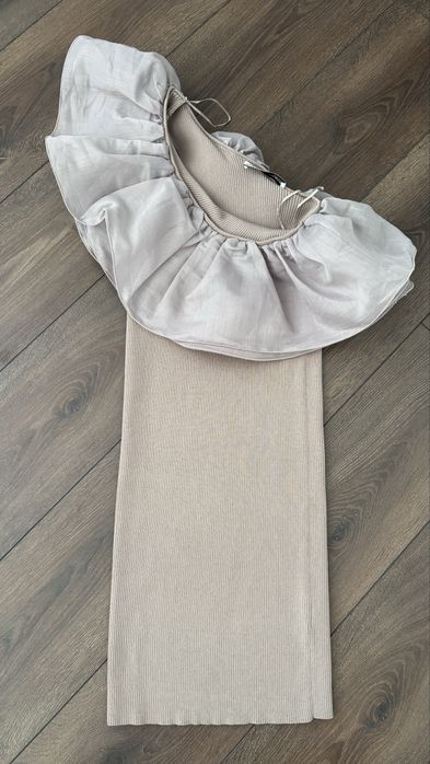Zara сукня розмір s-m