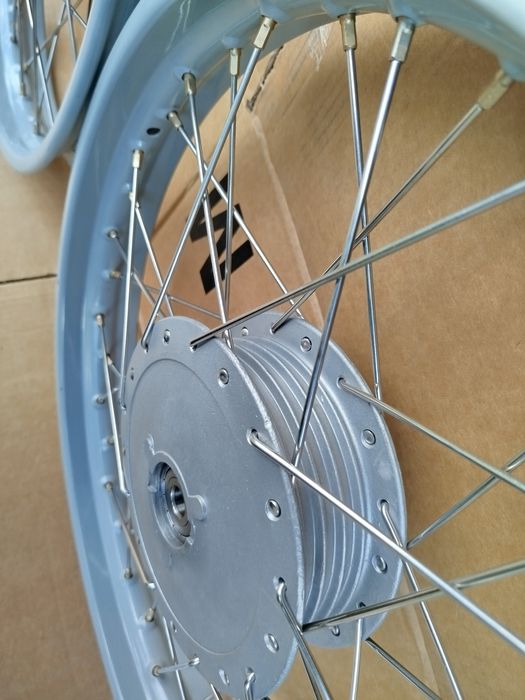 Koła wsk 125  koła wsk