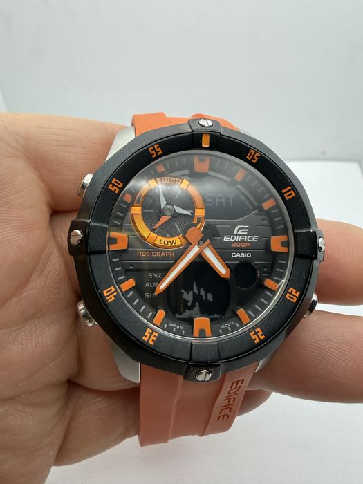 Zegarek Casio EMA-100 do naprawy lub na części (opis)