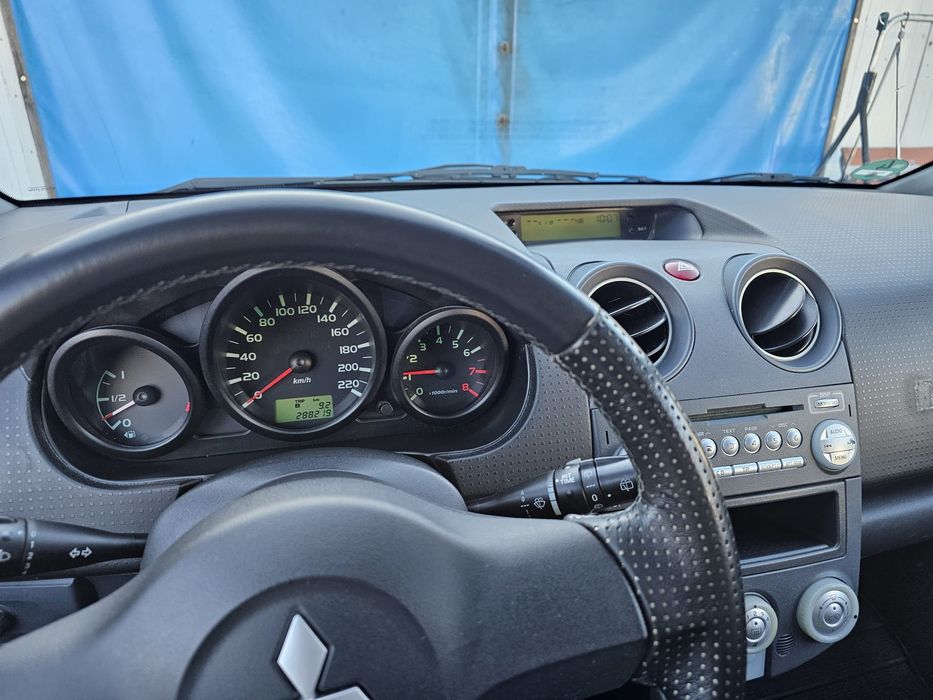 Mitsubishi COLT 1.3i, dobry stan