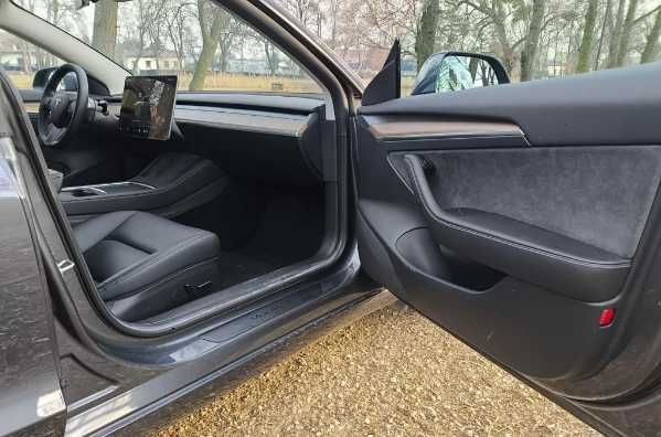 Tesla model 3 2022 Long range