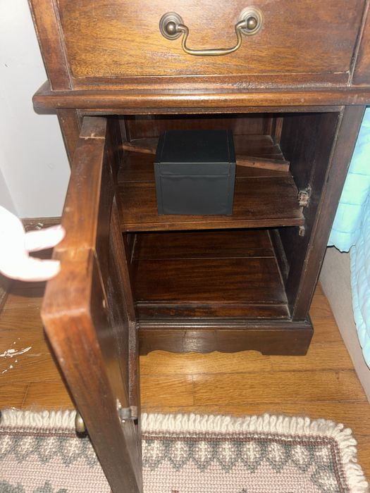 2 Mesinhas de cabeceira vintage