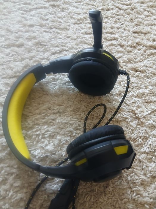 Продам наушники до компа