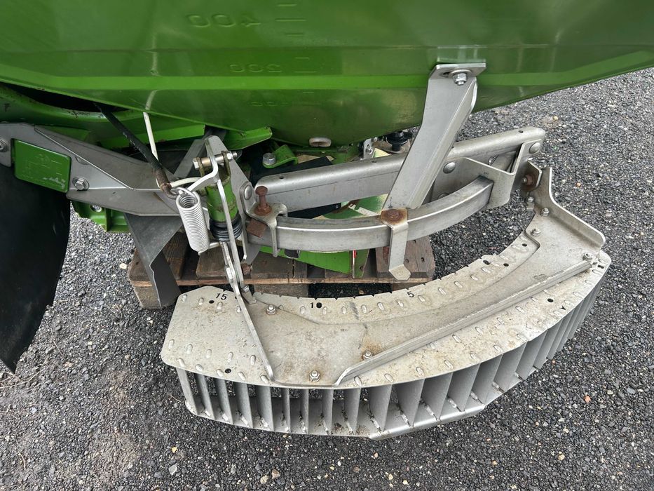 rozsiewacz nawozu amazone