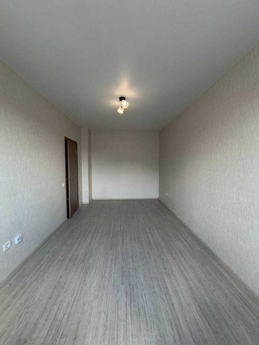 В продажу нова 1 квартира на 4 поверсі  -  7 Небо, вул. Маріупольська