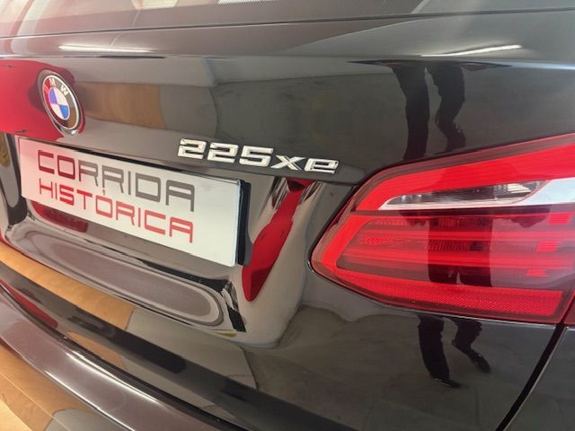 BMW 225xe Active Tourer Line Sport foto 2