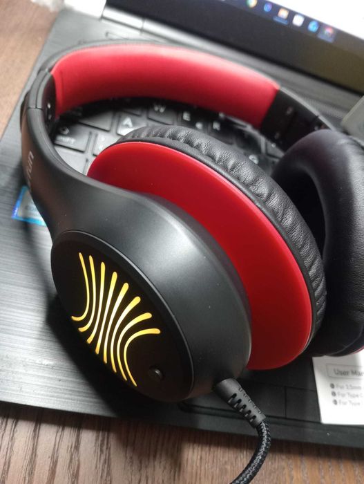 Auscultadores EarFun K3 USB-C – C/ Microfone e Luzes LED – NOVOS