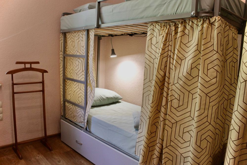 Молодіжний Хостел! 1 поверх — зручно й безпечно! Голосіїв, 2200 грн!