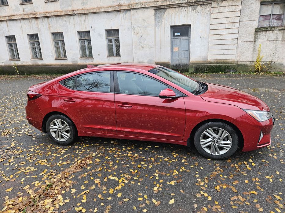 Продам Hyonday Elantra 2.0 Автомат