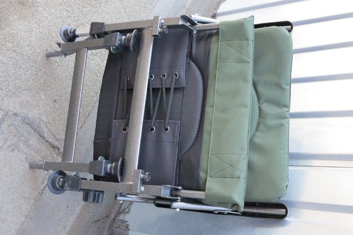 Кресло Польша F5R NEW карповое Elektrostatyk с подлокотниками