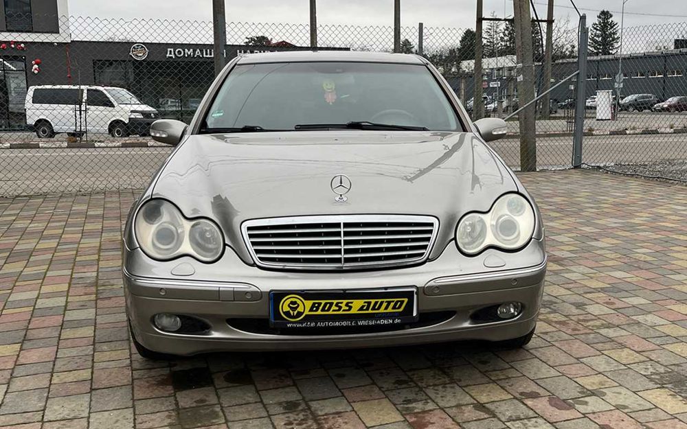 Mercedes-Benz C 200 2003