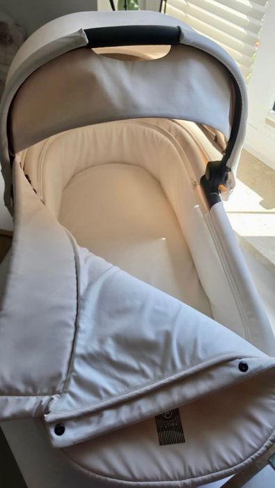Gondola Cybex Melio White super lekka
