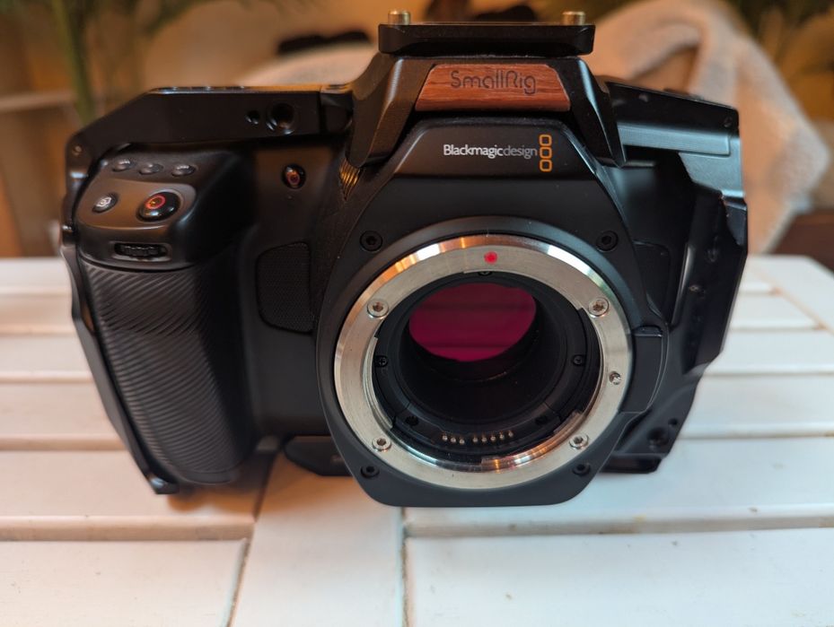 Blackmagic Pocket Cinema Camera 6K Pro