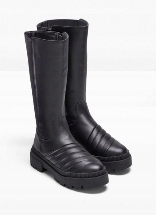 Чоботи жіночі на платформі 38