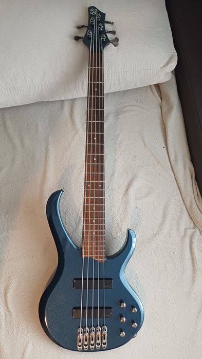 Ibanez BTB475 5 strunowa gitara basowa