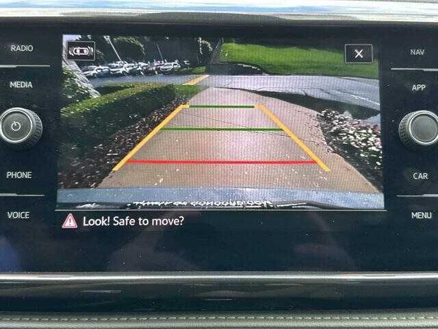 2022 Volkswagen Taos SEL 4Motion