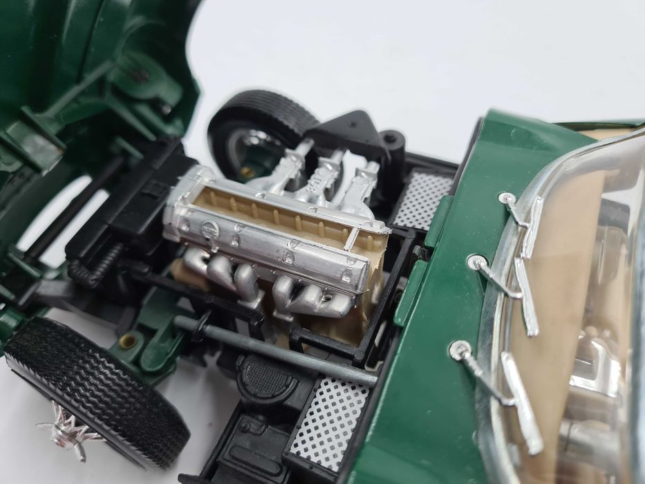 JAGUAR XK.E 4.2 litre 1/18 Polistil tonka Zamość • OLX.pl