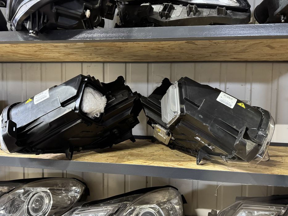 Фари ксенон ILS Mercedes ML W166