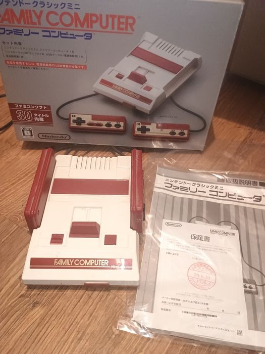 Nintendo Famicom Classic retro konsola